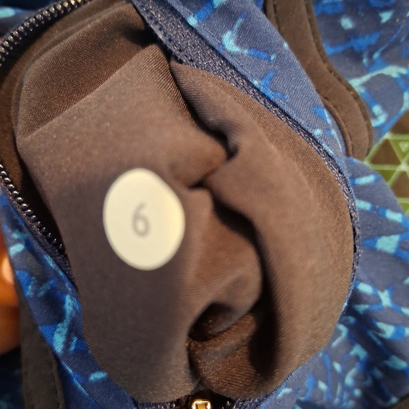 Lululemon Tracker Shorts III “4" In Samba Snake Kayak Blue Hero Size 6 - Picture 4 of 9